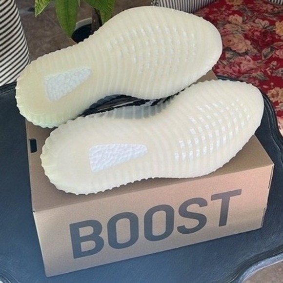 adidas Yeezy Boost 350 V2 "Zebra" White/Black Red SPLY-350 Sneakers US 8.5 NWB - Picture 3 of 12